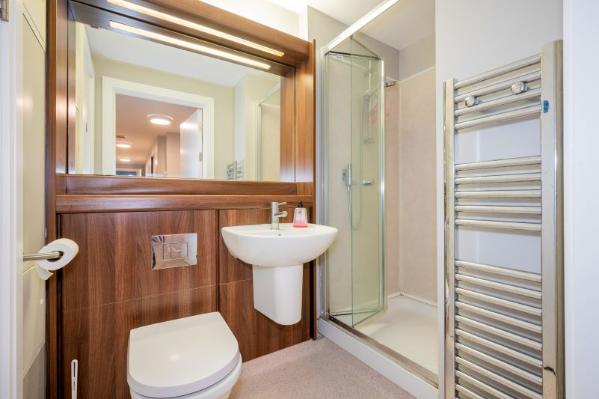 Willow Walk Bathroom